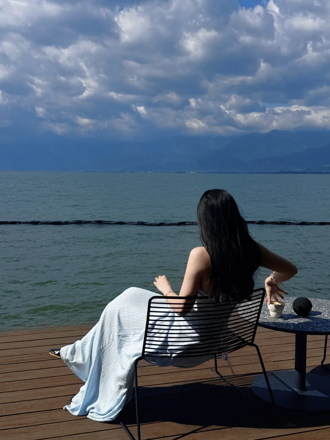 在洱海发呆的一天，才是正经事