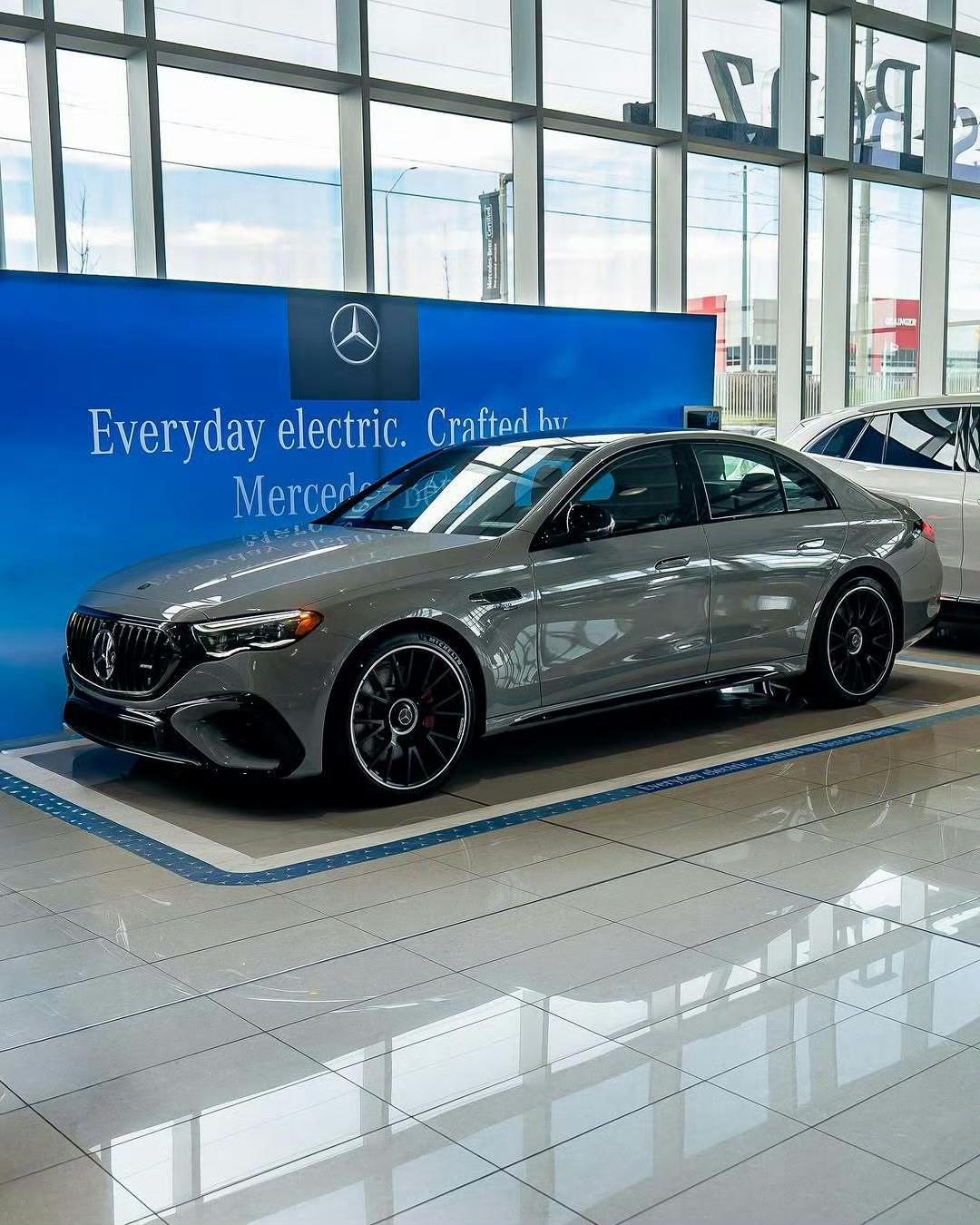 梅斯德斯–AMG E53 🩶