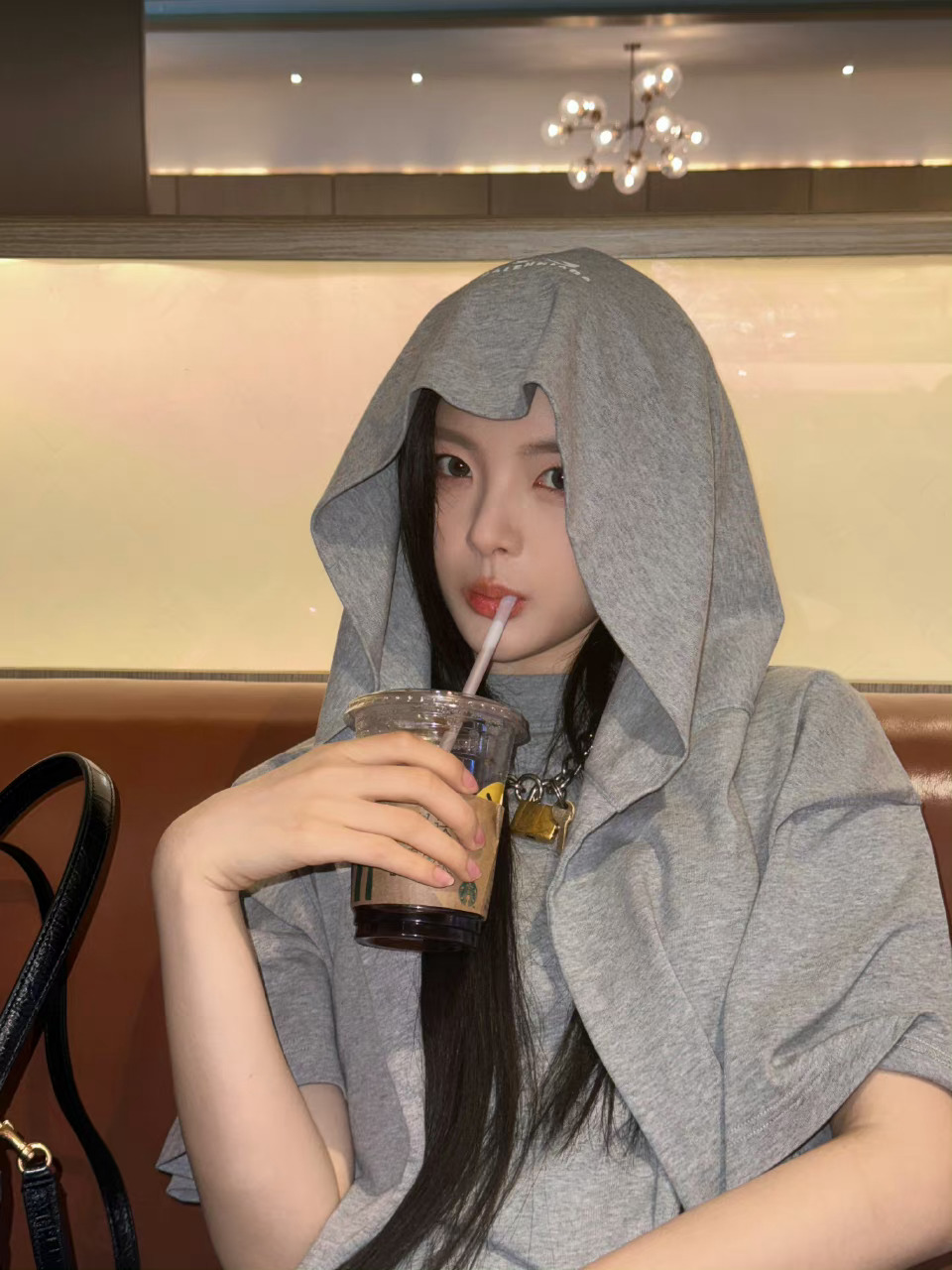 #杨超越[超话]#ycy#杨超越畅意100%品牌代言人# ycy#杨超越 无名之