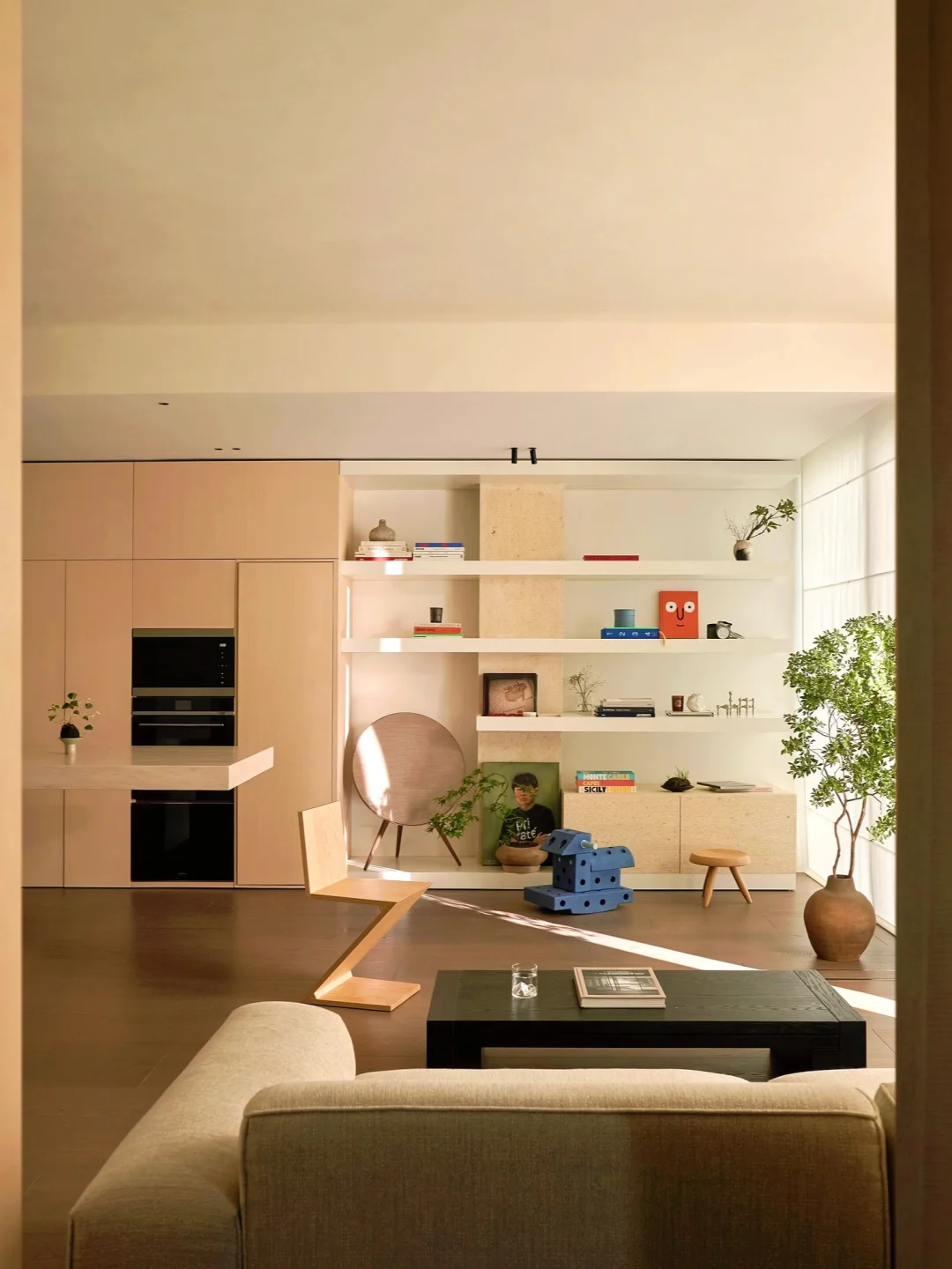 Cassina | 细节隐于无形🟠简约中见奢华