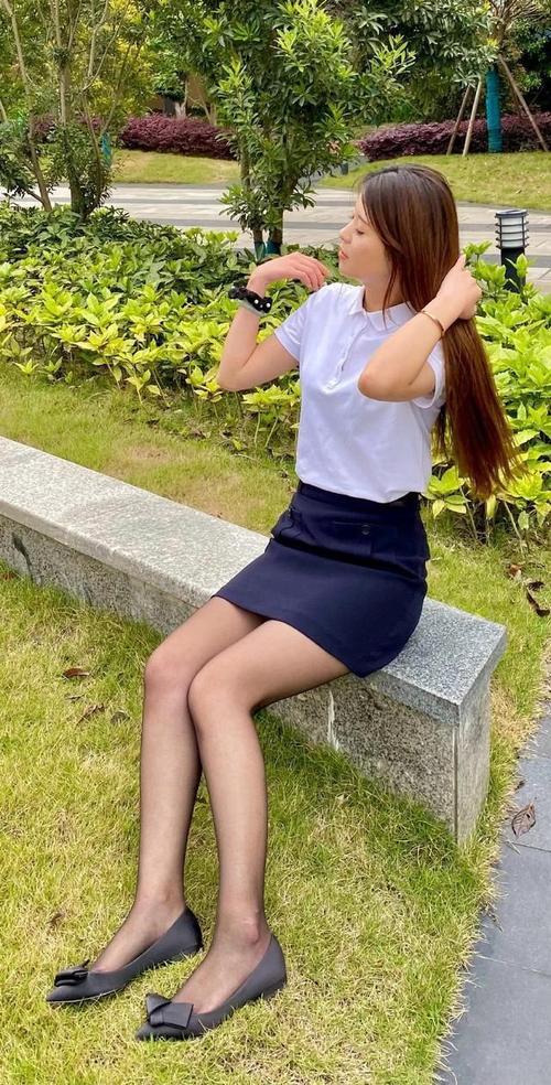 别扯什么
“不要彩礼就娶30+女生”了，这话听着就像想捡便宜似的！

现在30+