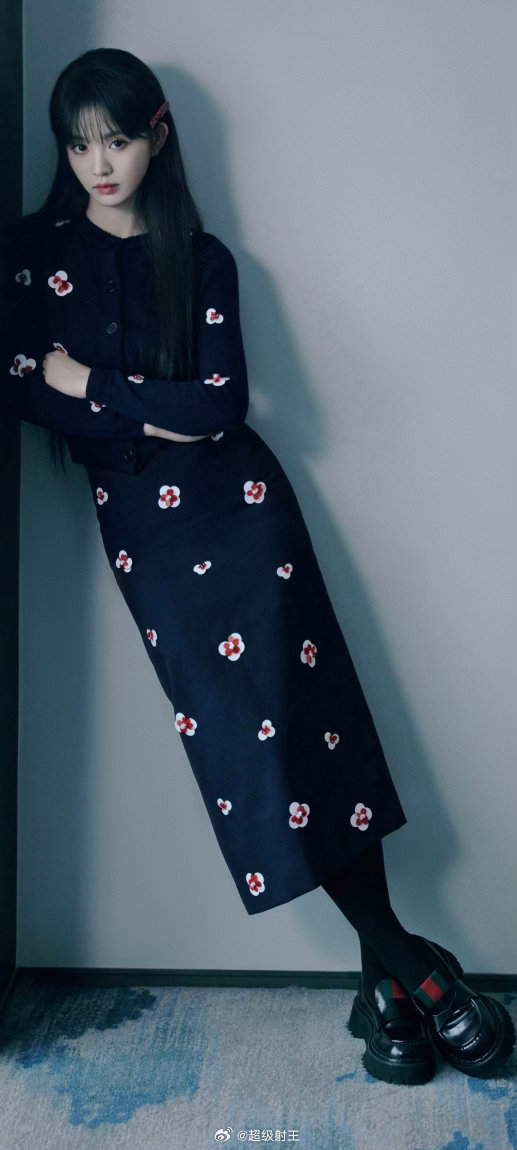 田曦薇 