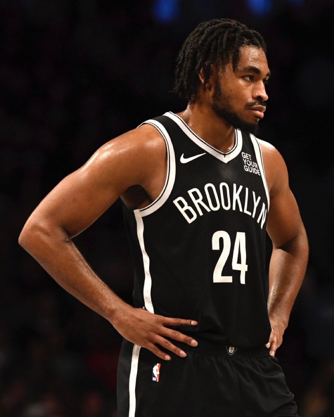 MikeVorkunov ：骑士队曾与篮网队就卡姆·托马斯的交易进行过谈判，如果