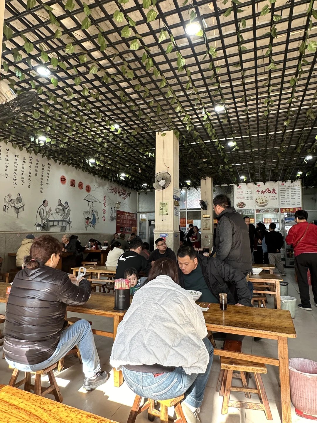 去正定….随便进了一家饸饹店😭便宜好吃