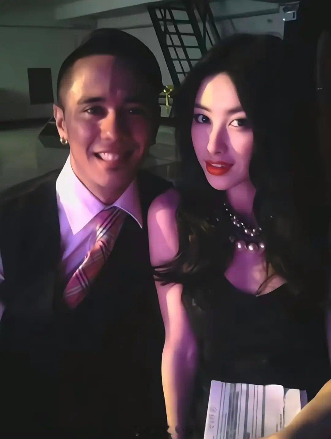 你们能get到朱珠吗？感觉谁被她迷倒了好美 