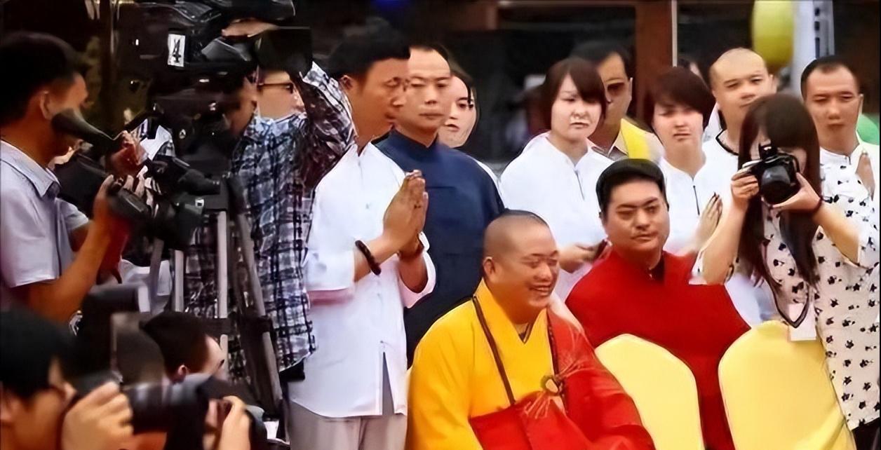 首个为释永信发声者现身！一句“中国人要讲良心”，撕开佛门恩怨最扎心真相
2025