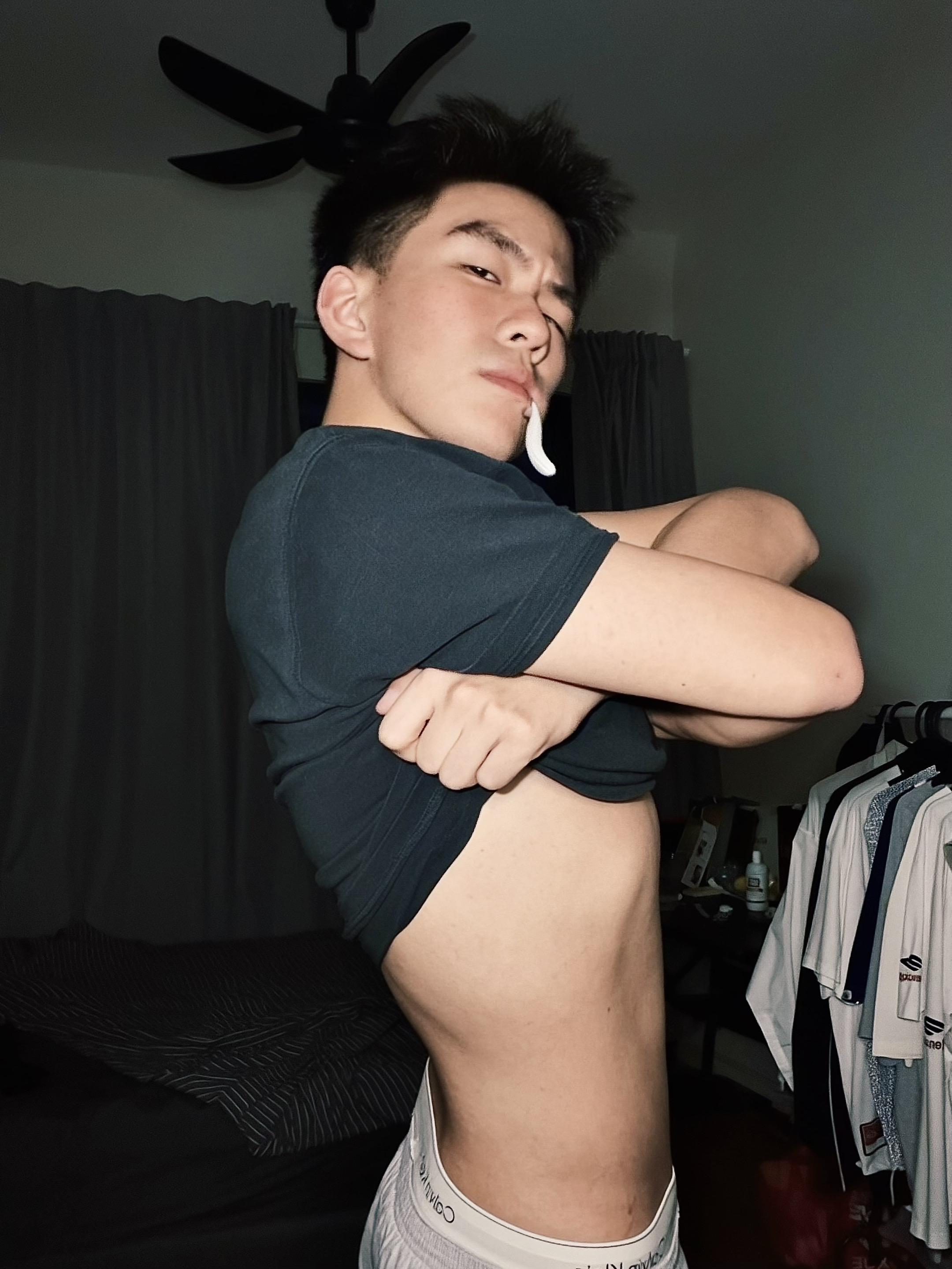 少男心事。