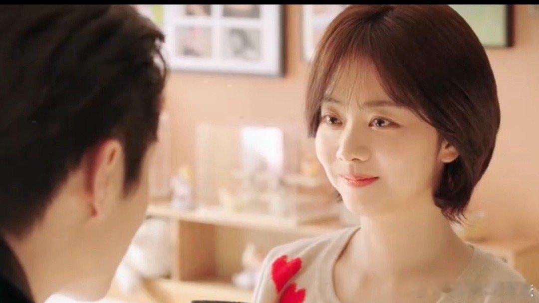 #淳贵人紫色睡裤还挂在傅恒腿上#星动不廷的日常，也是给我们带来了非常多的糖分，不