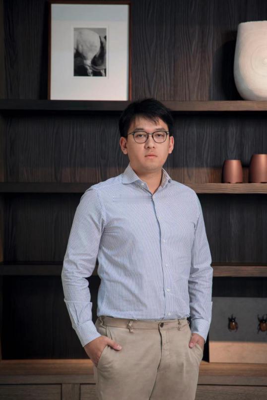 浙江龙盛第三代接盘人RUAN CUNFAN（阮存凡）：1995年2月出生，201