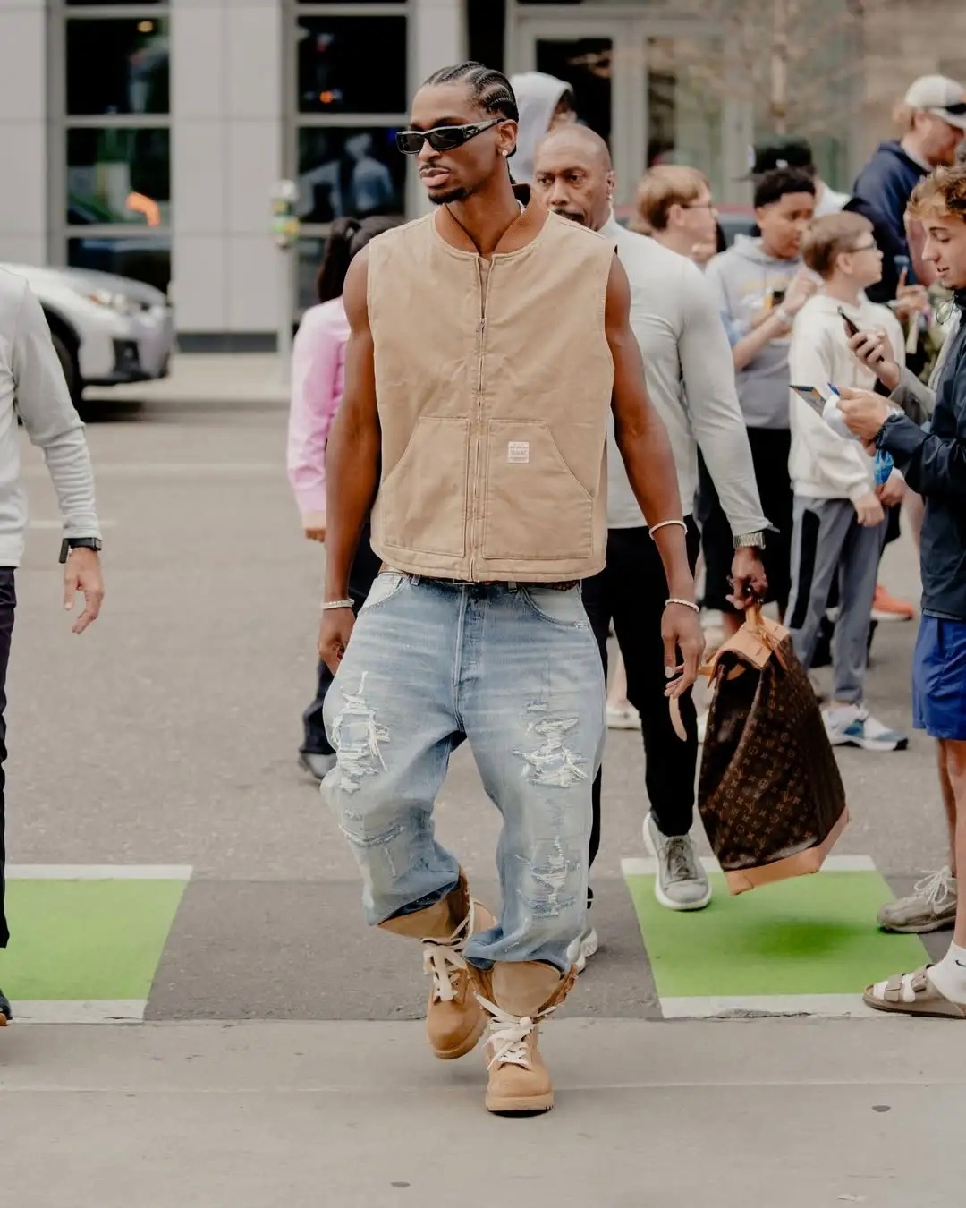 亚历山大与杰伦威廉姆斯的今日份穿搭⚡雷霆连续三个赛季西部第一掘金战胜雷霆雷霆