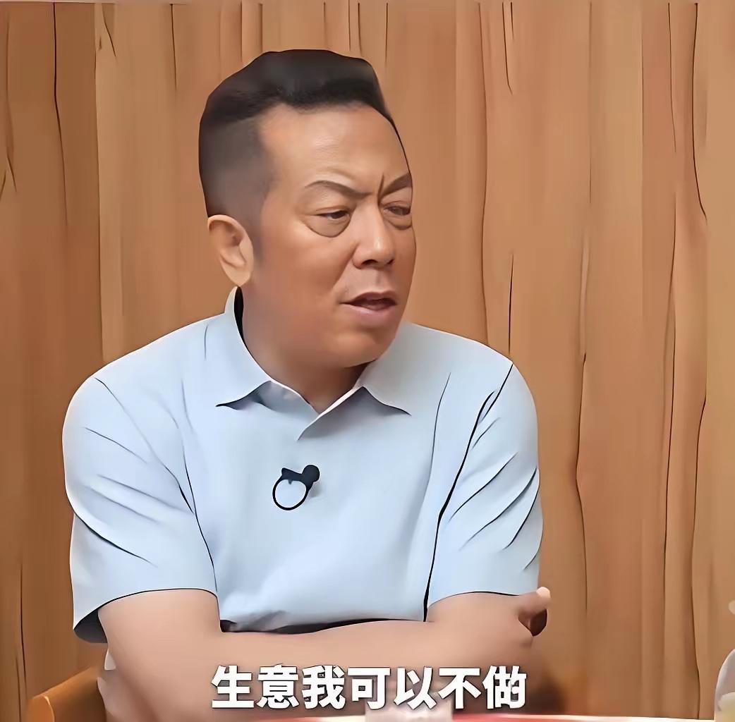 真是没想到，
曾经估值百亿的西贝，
不仅市值暴跌90%，而且如今只要225万，就