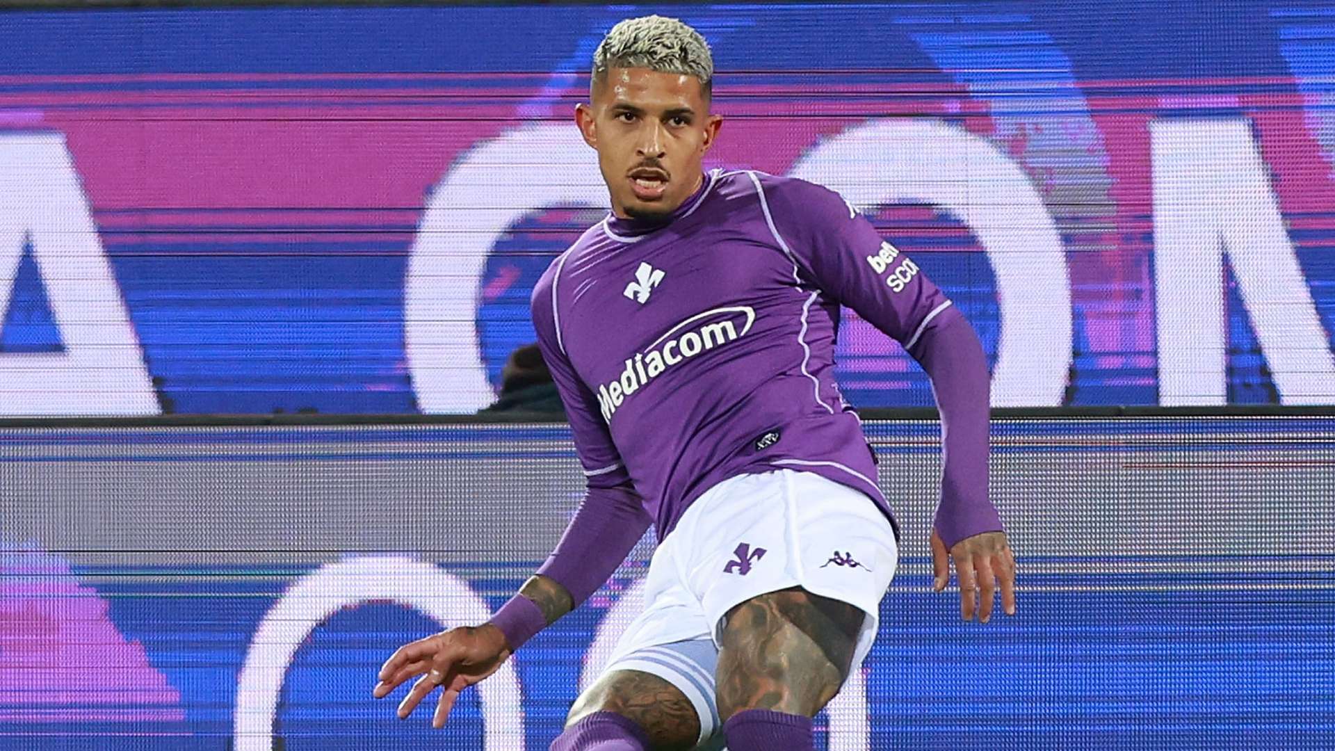 【紫百合伤病】对阵尤文图斯拿到平局，但是紫百合的霉运仍然继续，多多半场因为肌肉问