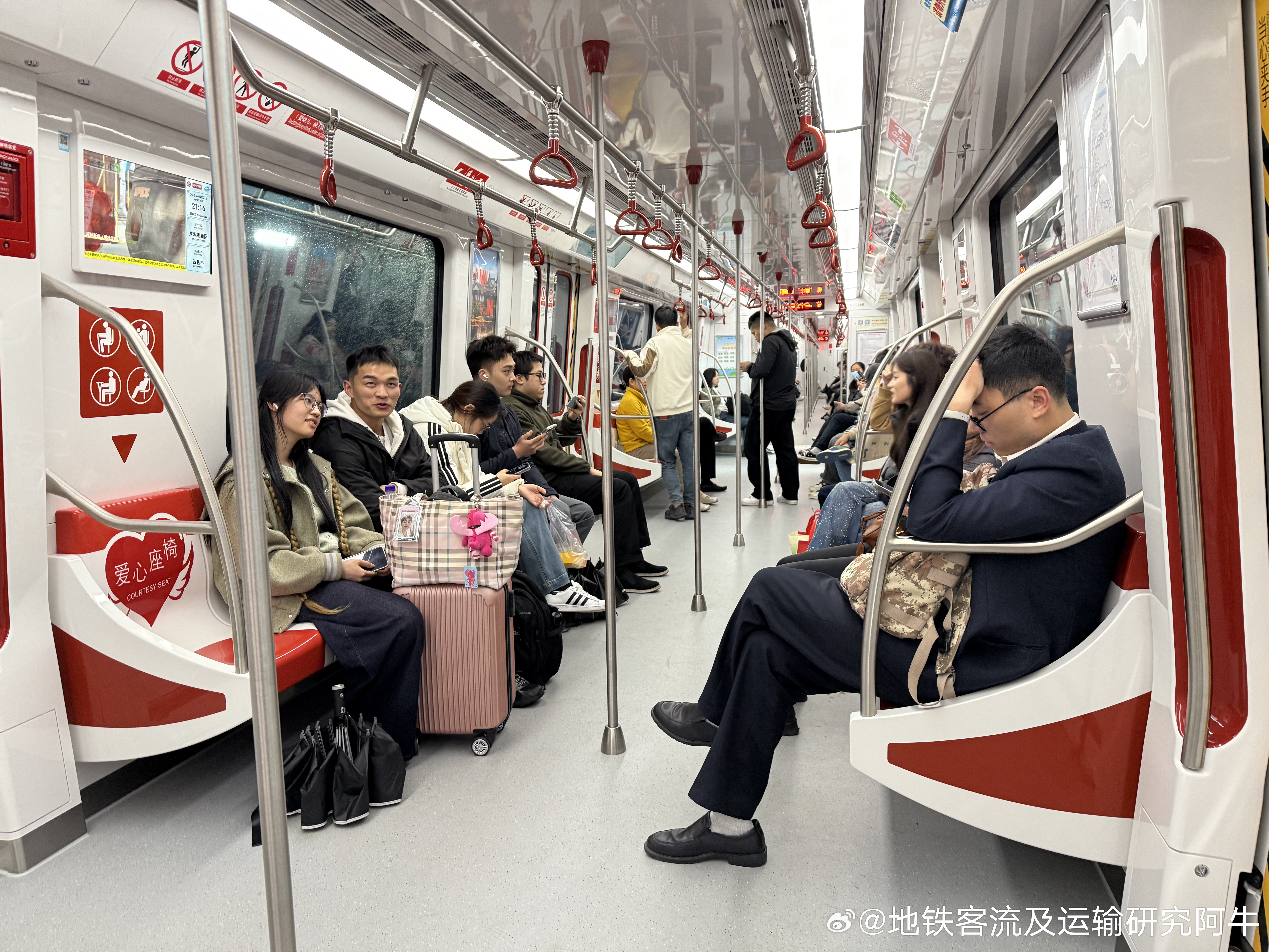 南京地铁南京地铁S2号线宁马城际铁路 投稿：2026-04-22（周三）南京地铁