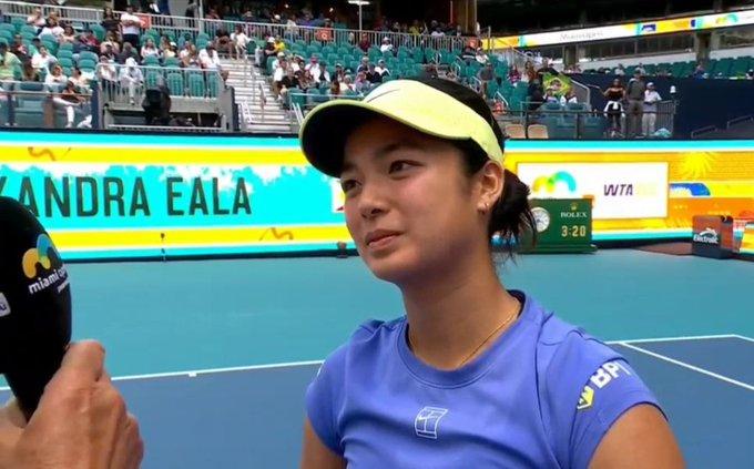 迈阿密，伊埃拉击败西格蒙德后
“去年太特别了。回归意味着什么呢？”
伊埃拉：“这