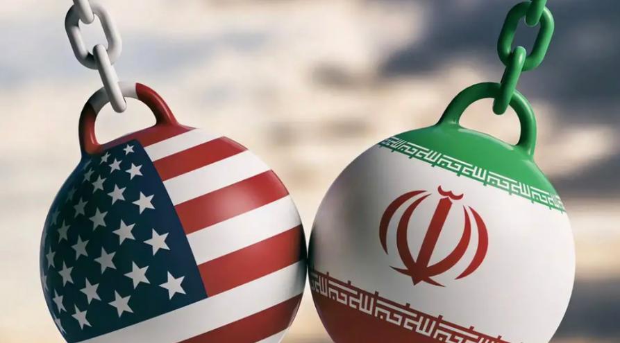 有人问，在中国卫星面前，美国对伊朗的行动不是被看得一清二楚吗？为什么还是被打得这