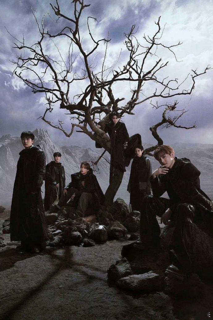 EXO依旧是kpop最严厉的父亲 EXO依旧是kpop最严厉的父亲，这实力kpo