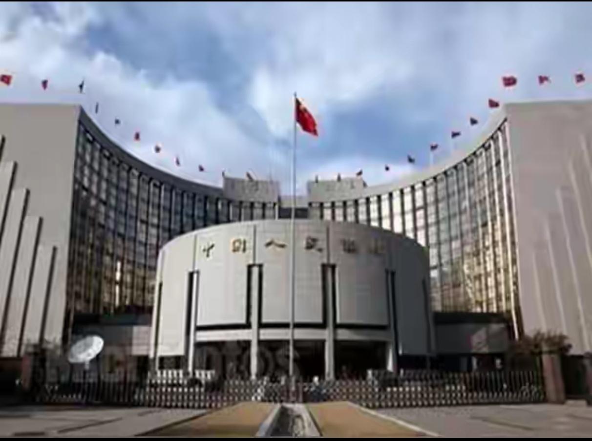 A股午间为什么跳水？
    今天上午A股低开高走，最高4103.93点，收盘4
