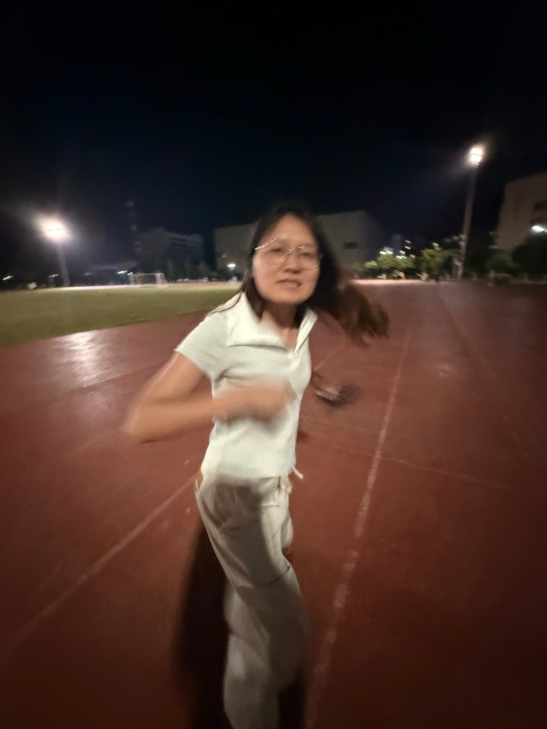 你问我每天在绵阳过的什么日子被打的日子 ​​​