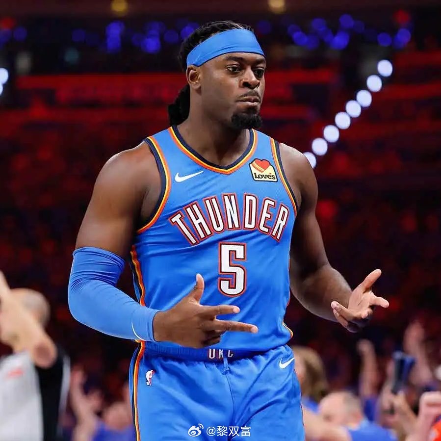 NBA自由球员市场将于明早6点正式开始，不少球员已经提前搞定了合同：科比·怀特3