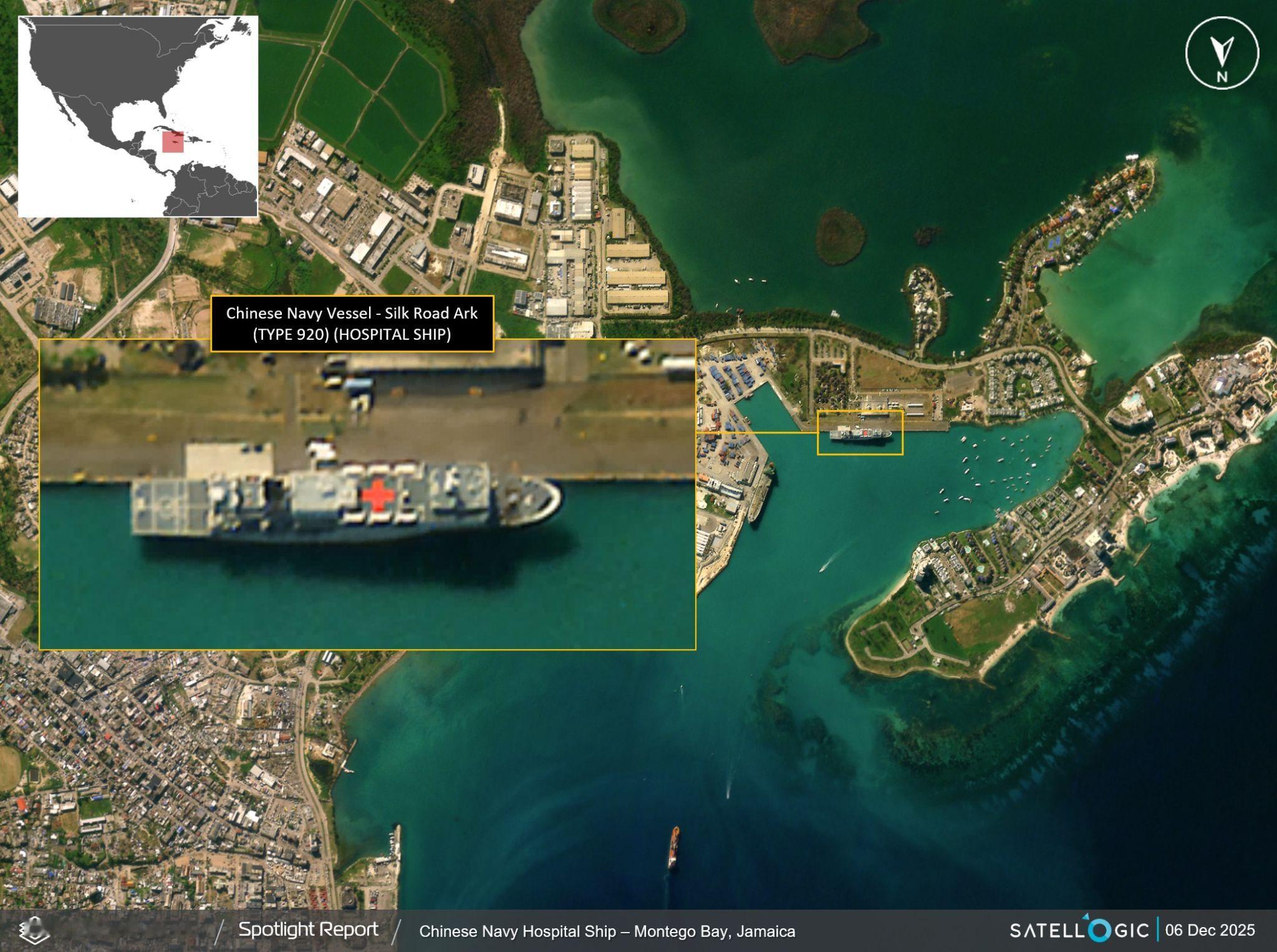 执行“和谐使命-2025”任务的中国海军“丝路方舟”号医院船抵达牙买加蒙特哥贝港