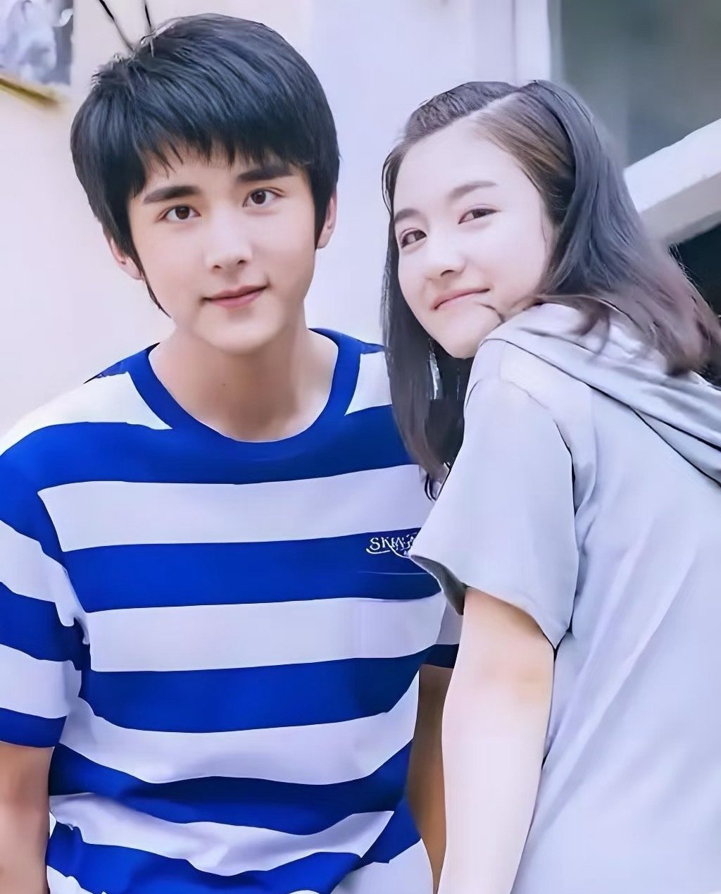 李兰迪 张新成张新成和李兰迪真的有夫妻相的，如果真的分手了那也太可惜了吧[允悲]
