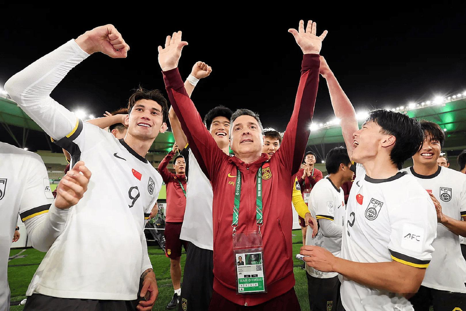 韩媒：中国队疯了！他们的表现比韩国队还好------北京时间1月21日，U23亚