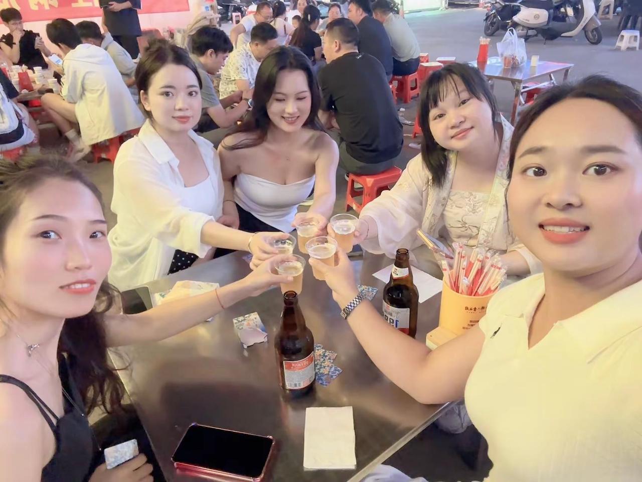 恋人怀中樱花草