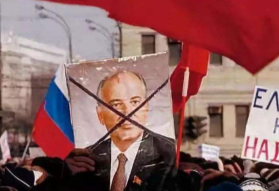 苏联为什么解体？网上的理由说了一万种，其实有个学者一针见血——美国经济学家大卫·