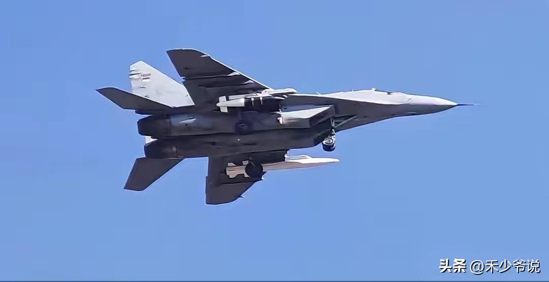 塞尔维纳已经看出了美国不靠谱，引进中国导弹才是真实力
近日塞尔维亚媒体公布了一组