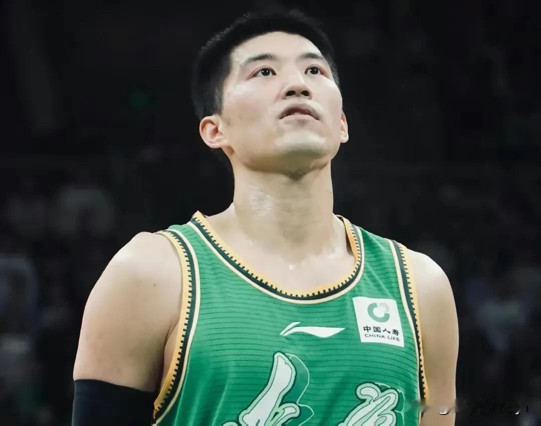 随着北京男篮85：113不敌辽宁男篮，本场比赛暴露出3个可笑的事实。

1. 赵