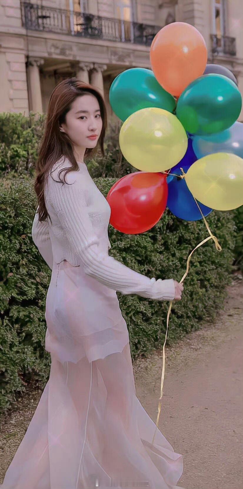 刘亦菲早期氛围感写真 