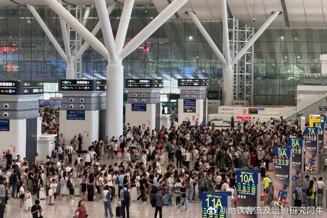 【广深港高铁 双向融合持续升温  广深港高铁跨境客流突破2000万人次】截至20