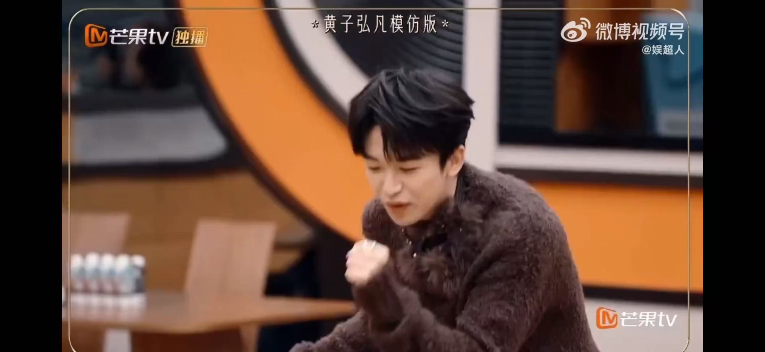 容祖儿演唱会名场面追着她跑 跟容祖儿外表有相反的是这么有趣的性格，尤其是在演唱会