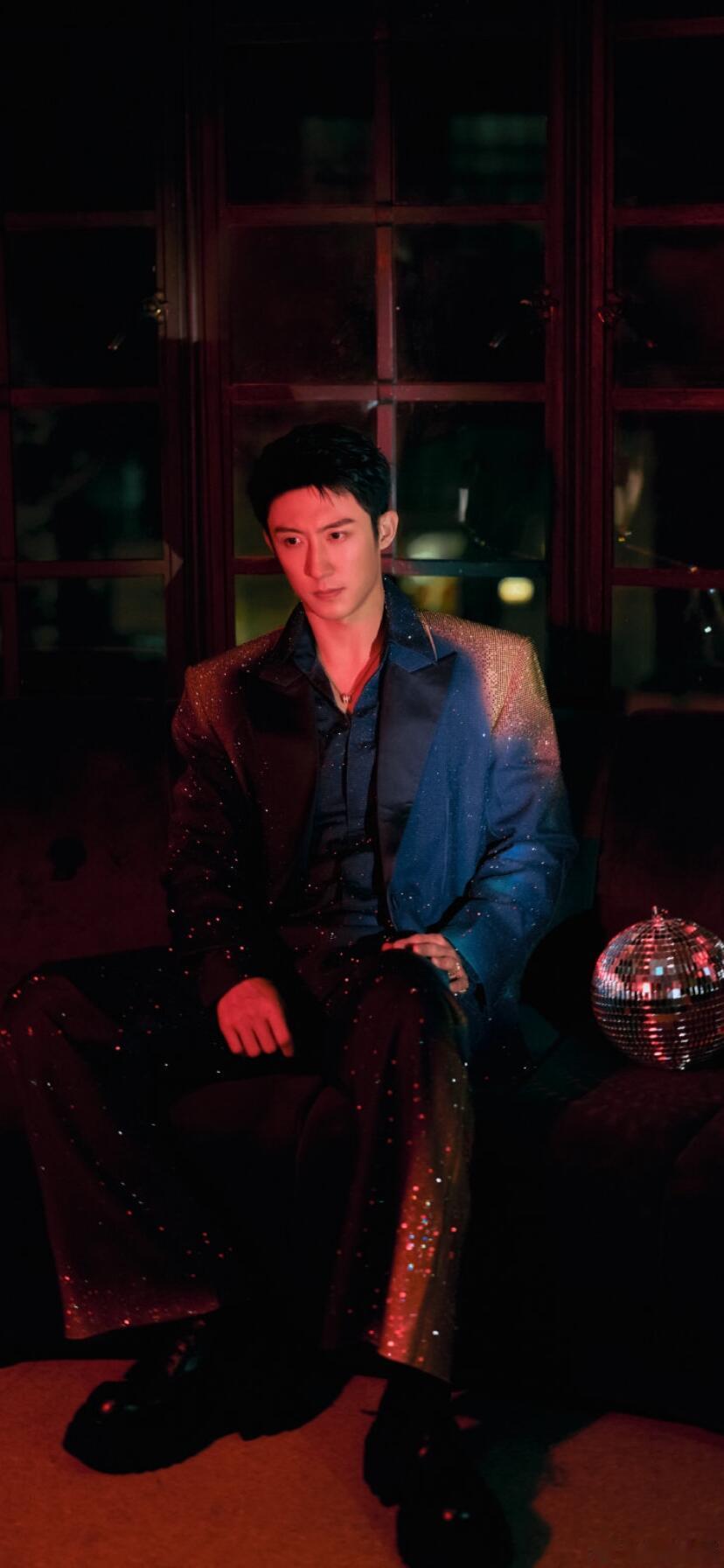 黄景瑜唱歌粉又活了人民演艺影视金曲之夜好事做尽！黄景瑜加盟直接让唱歌粉原地复活，