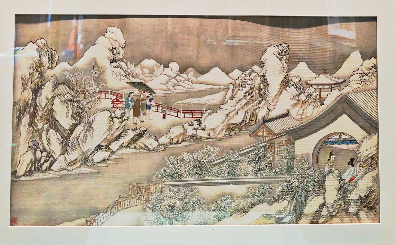 《红楼梦》彩绘画册真跡展
   ″绘梦三重缘一一辽宁与红楼梦文化″展，在《沈阳博