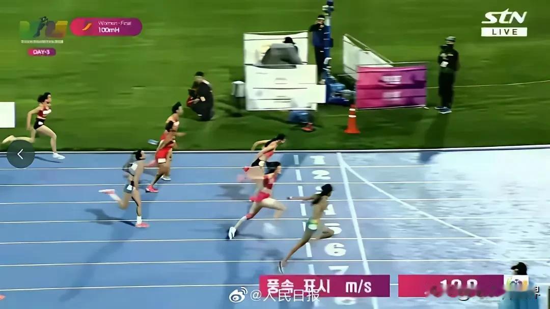 恭喜！吴艳妮13秒07获亚锦赛女子100米栏铜牌🥉。

以0.007秒的差距，