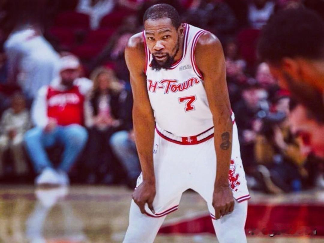 1月19日NBA常规赛，火箭主场119-110力克鹈鹕，火箭成功报赛季初加时惜败