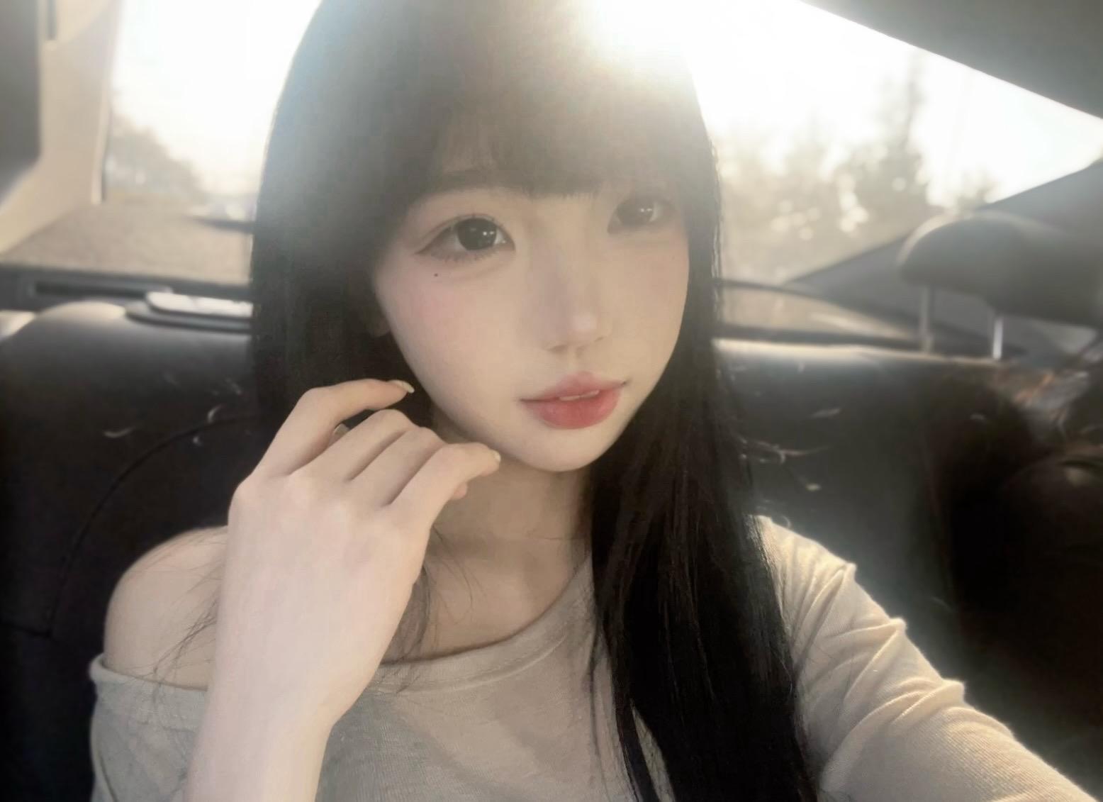 我一直在找一个跟你很像的人 到最后发现我最像你
