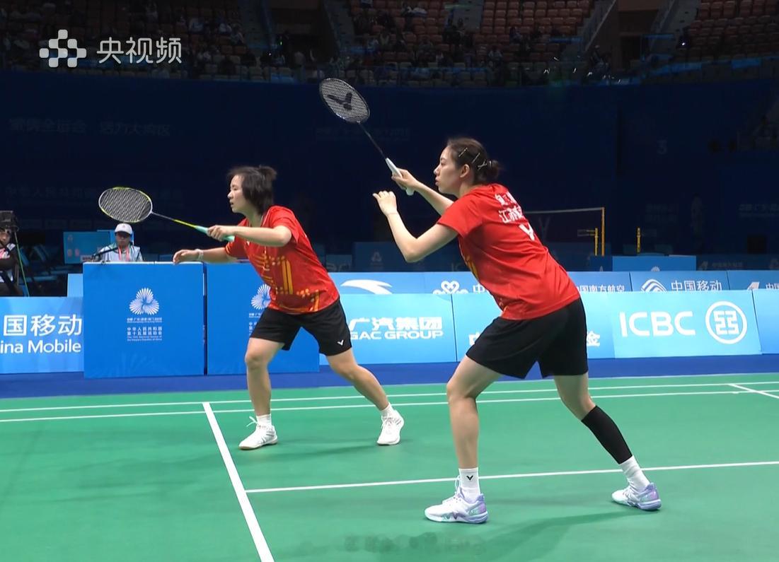 今天是身兼多职的娇娇