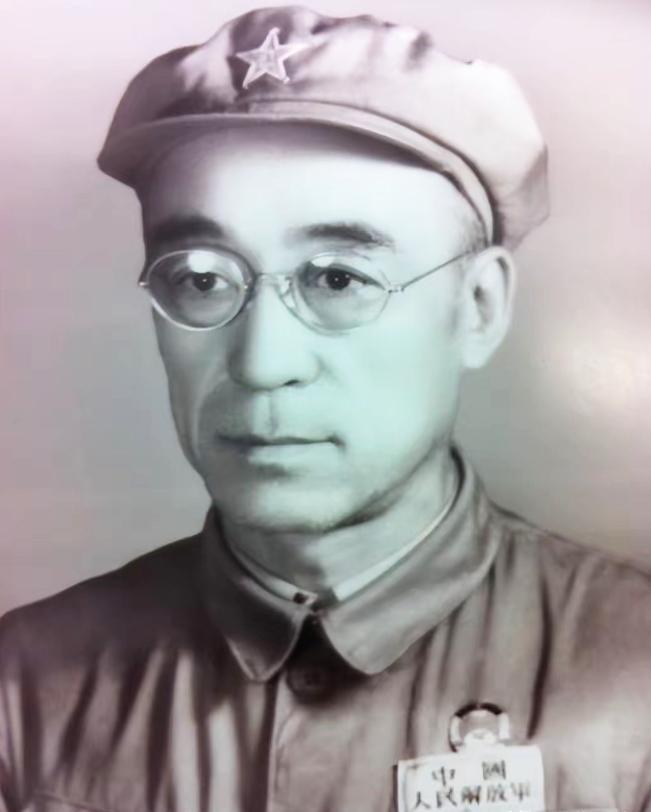 1947年，国军中将司令给毛主席写信：“我一个人起义，你们收不收？”毛主席说：“