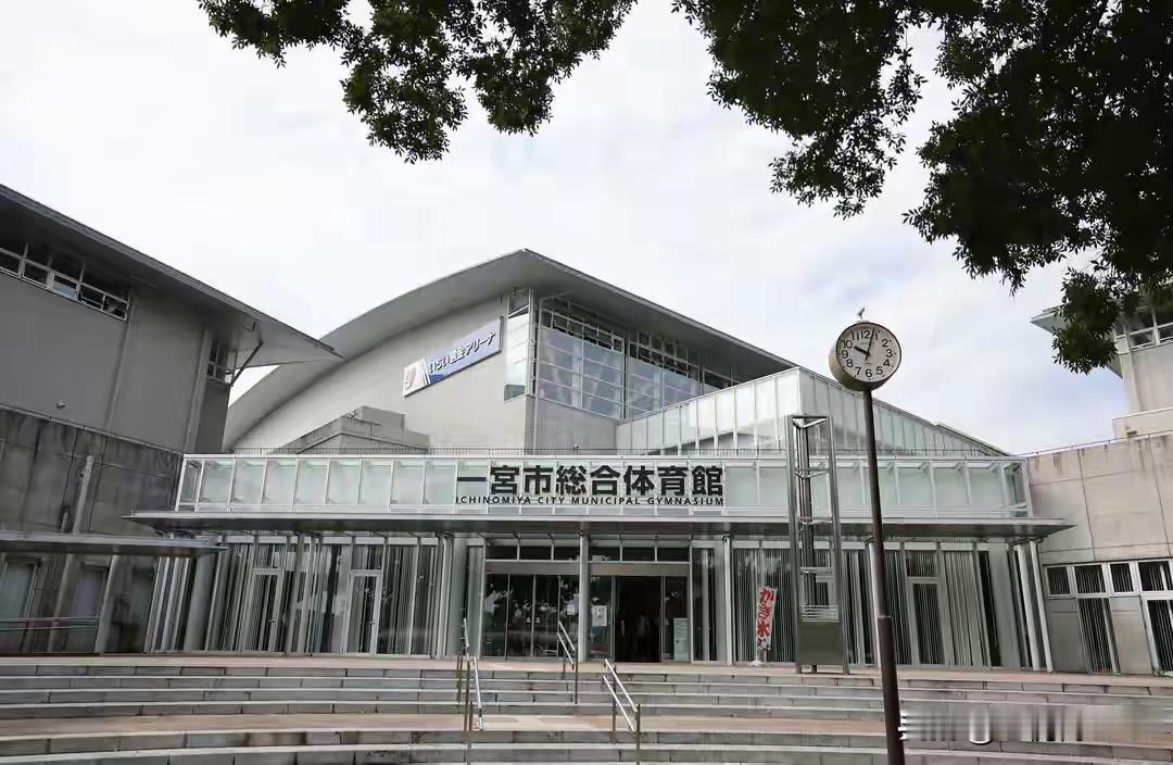 亚运会为何票房陷入惨淡困局
 
　亚运会，是四十多个国家和地区体育健儿同台切磋技