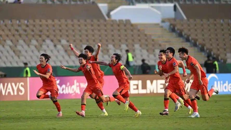 哎，刷到新闻说U23四国赛开打了，昨天中国队和泰国队踢了个2比2平。看数据咱们还