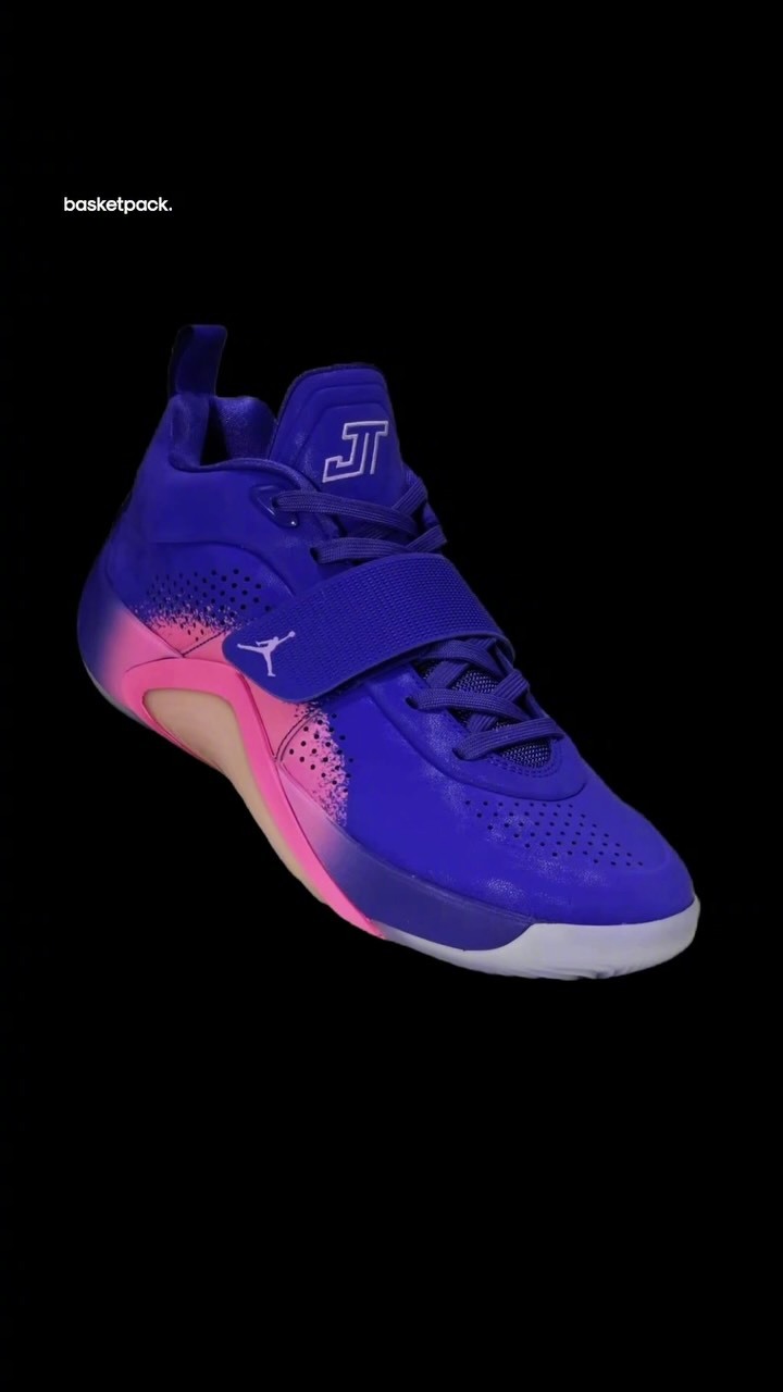 塔图姆新一代签名鞋Jordan Tatum 5，比起过去几代最大区别就是加上了魔