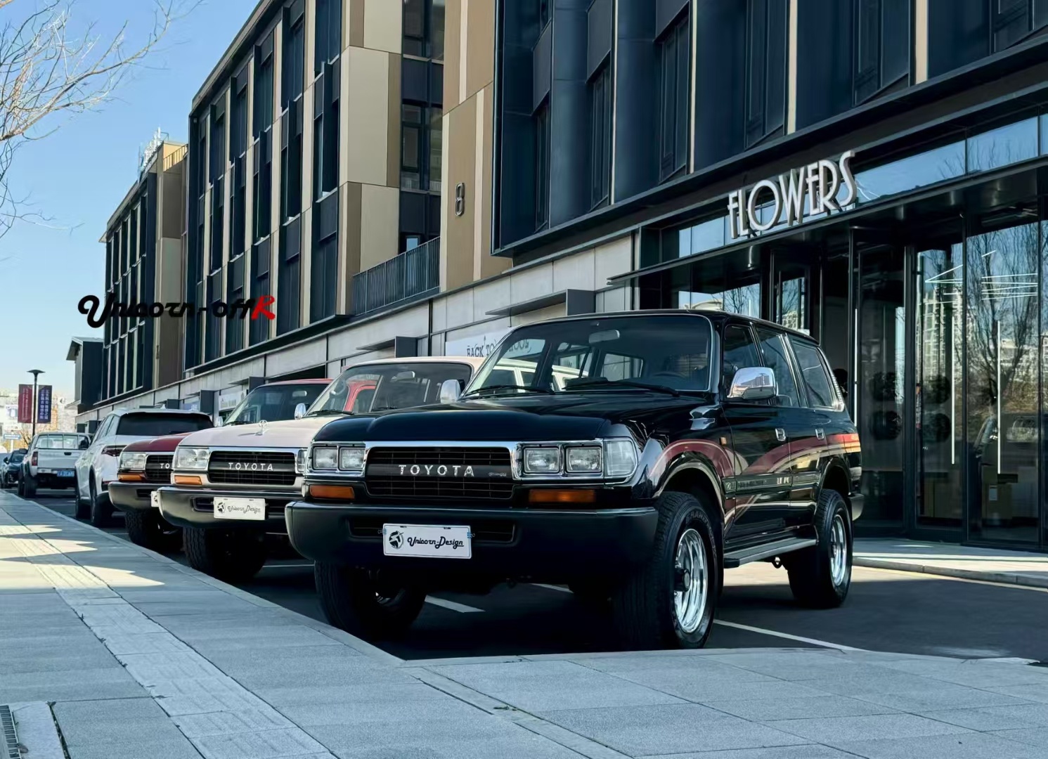 这个景别好帅老丰田陆巡（翻新） ​​​