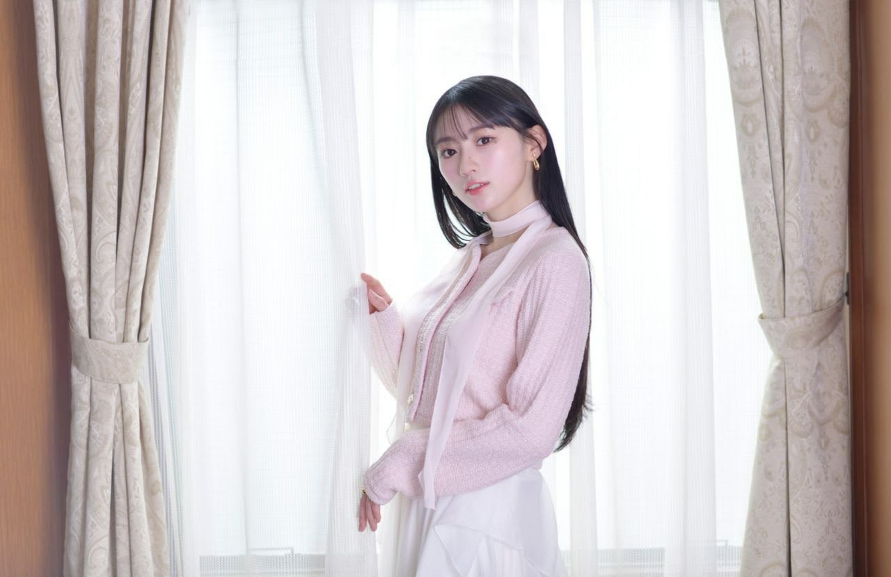 日娱新闻乃木坂46川崎樱 川崎樱 杂志《FRaU》采访美图 