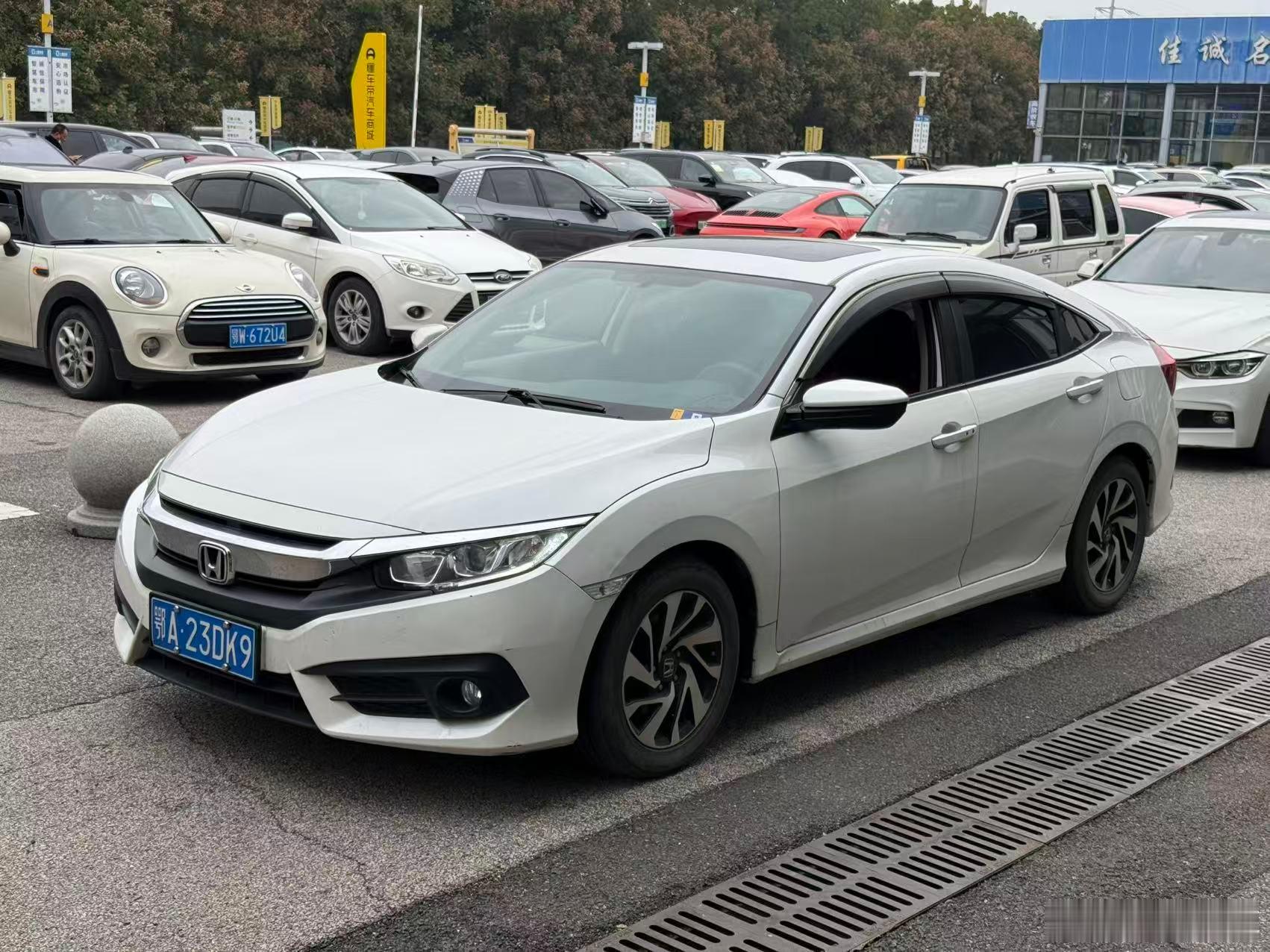 最新到店本田思域 手动挡！！！2016年12月 5.4万公里个人一手车 铁件原车
