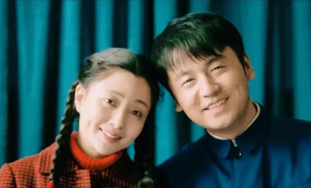 殷桃被雷佳音掐住脖子的那场戏，拍完她跑到监视器后边干呕。
不是演的，是真喘不上气