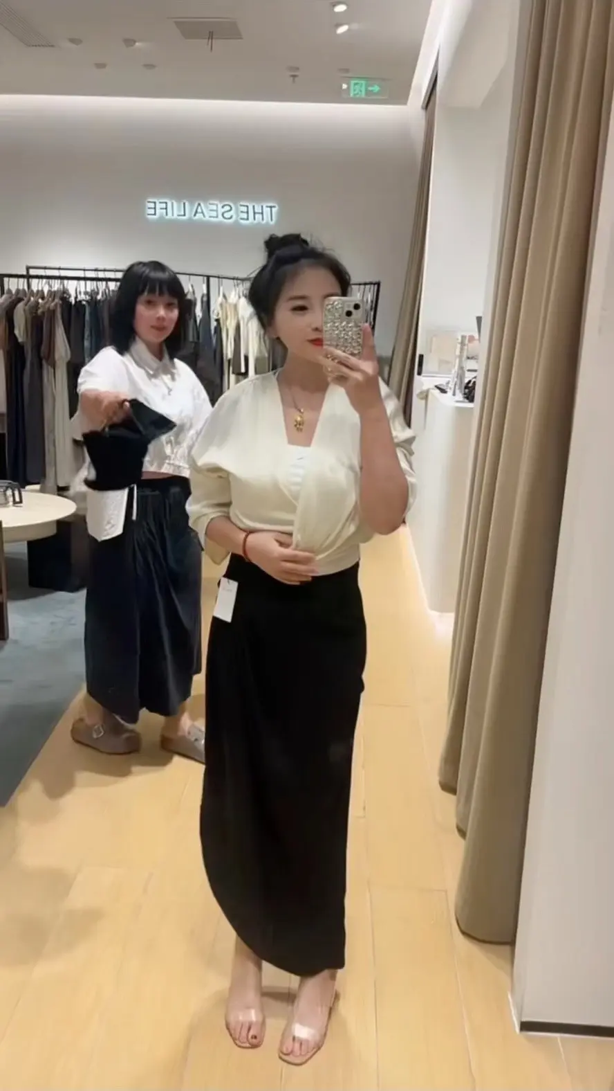 我衣品不行，但是我人品真的很行。