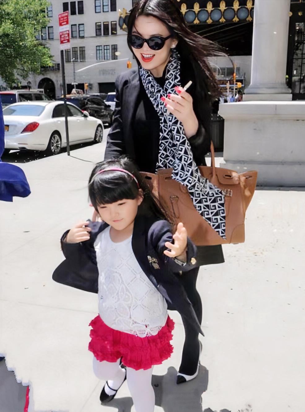 这个时候的李湘好美，那时候应该39岁而已