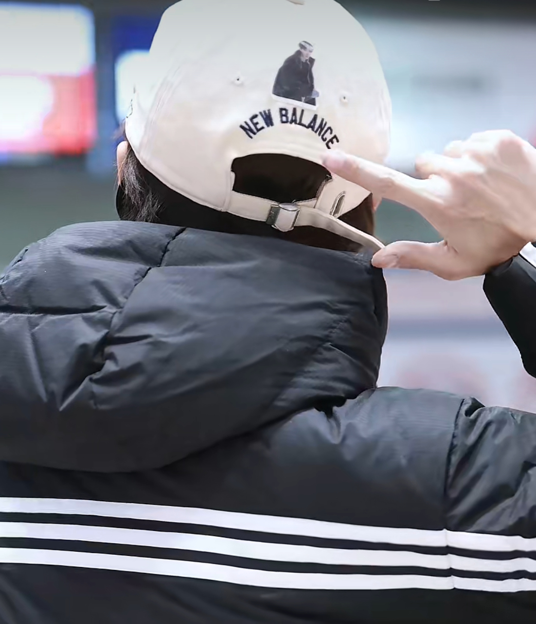 可爱啊 这个帽子这么搭毫无违和感